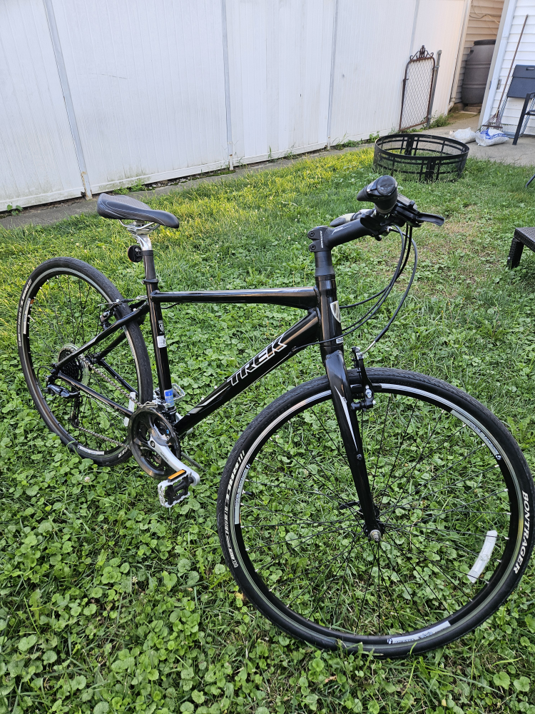 trek FX hybrid bike - photo 2