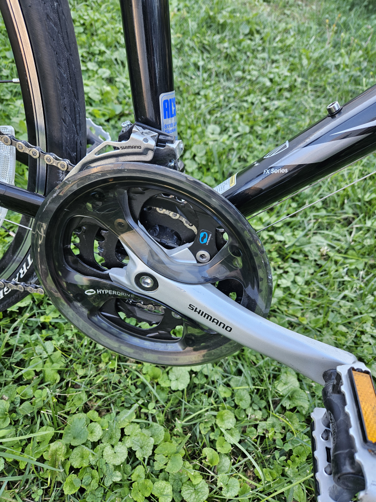 trek FX hybrid bike - photo 3