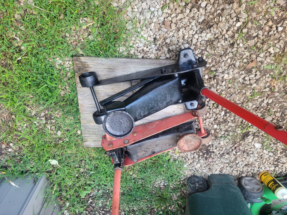Floor Jacks (2) - photo 2