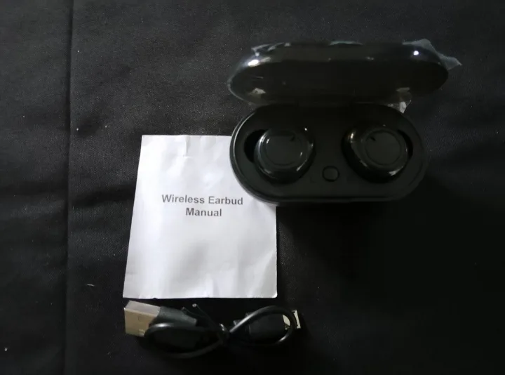 New Black Wireless Earbuds with Case thumbnail