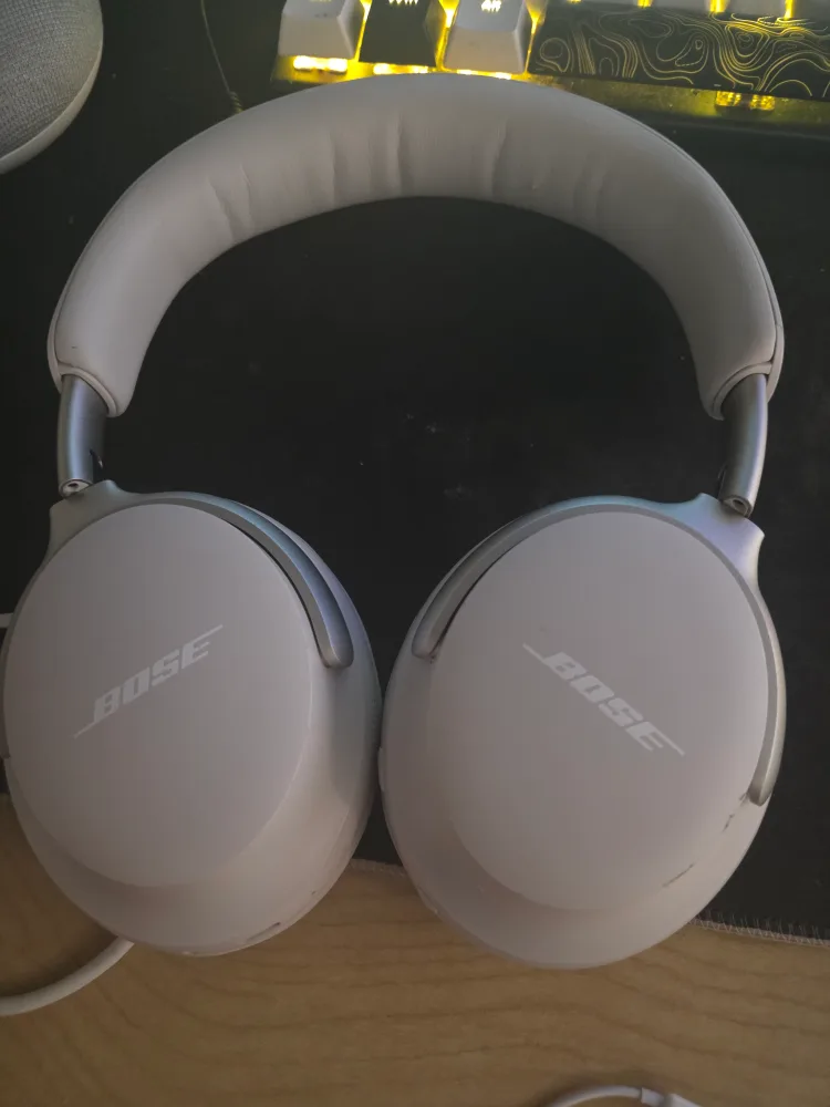 bose quietcomfort ultra thumbnail