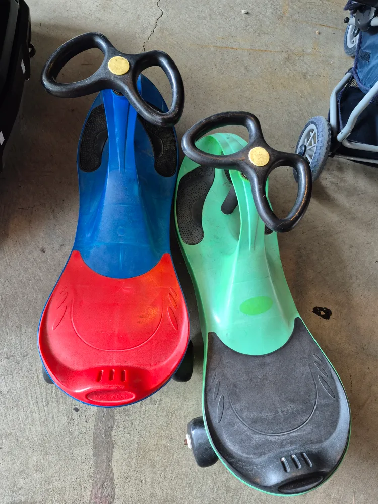 Two Plasma Cars - Blue/Red & Green/Black thumbnail