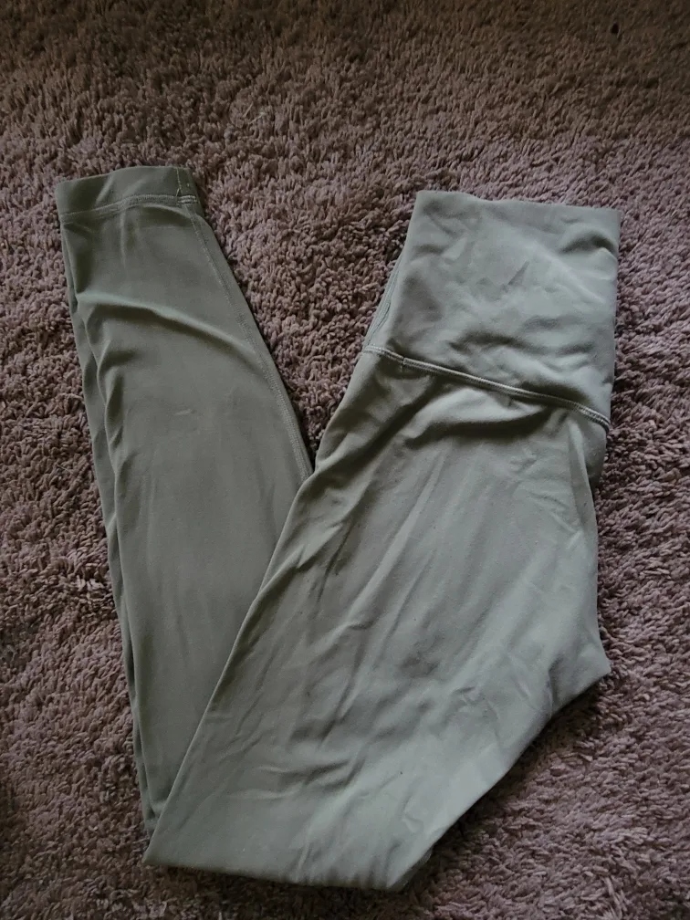 Lululemon Leggings, Size 6, Green thumbnail