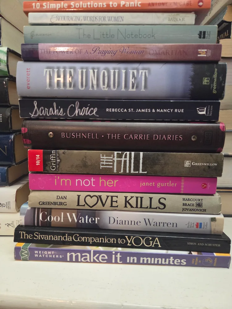 Cheap price books, 5$ each thumbnail