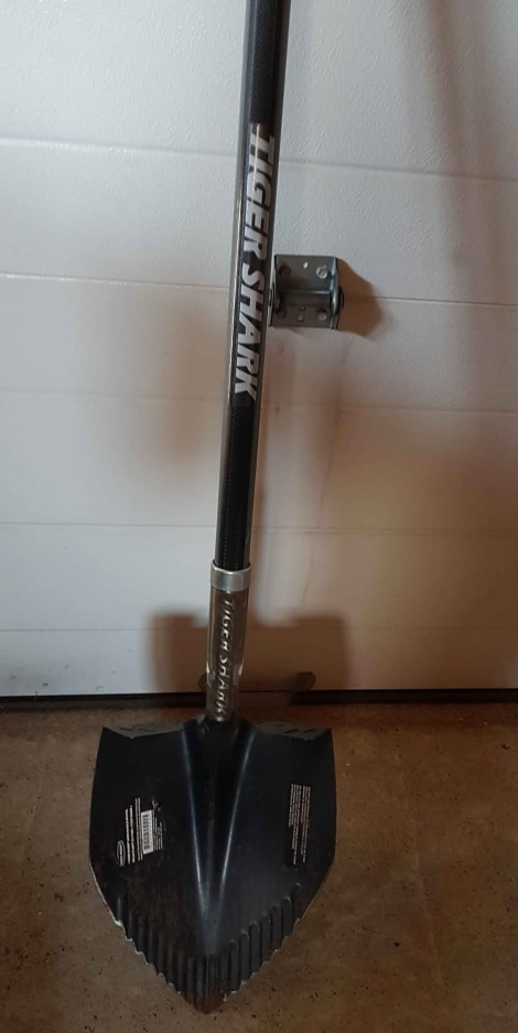 Tiger Shark Heavy-duty Shovel