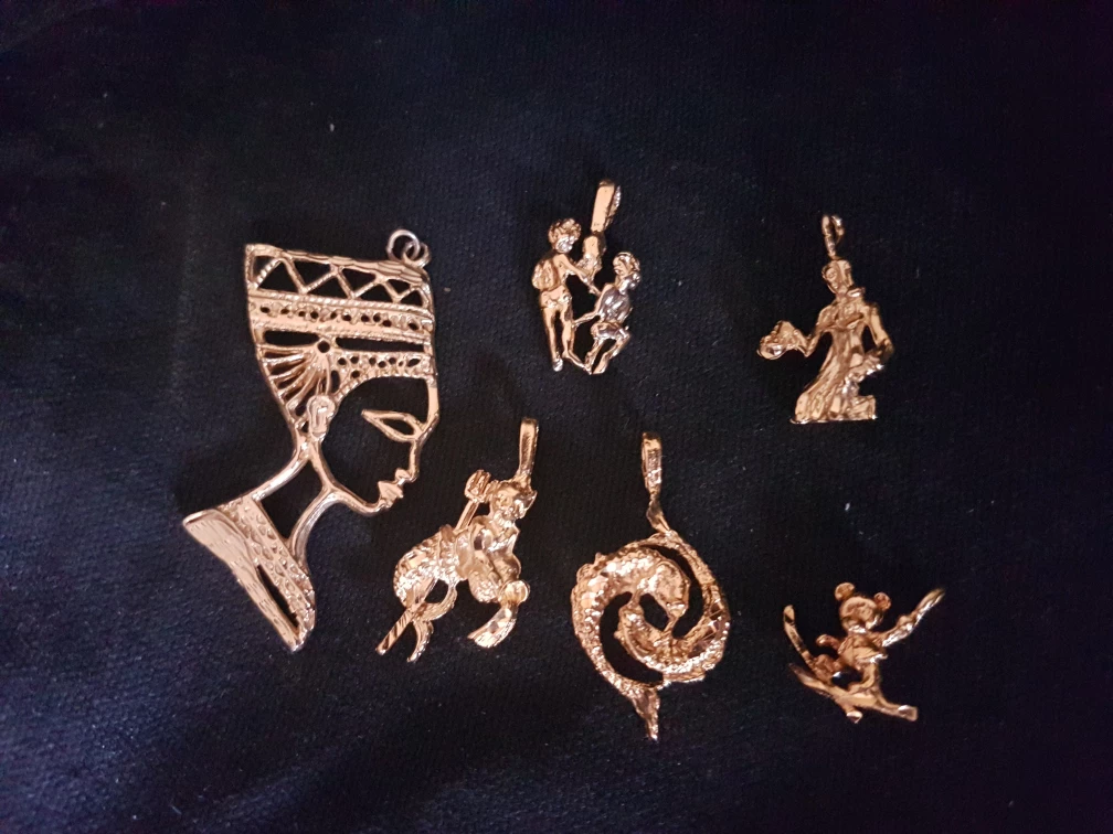 Vintage Gold Pendants - Assorted Designs
