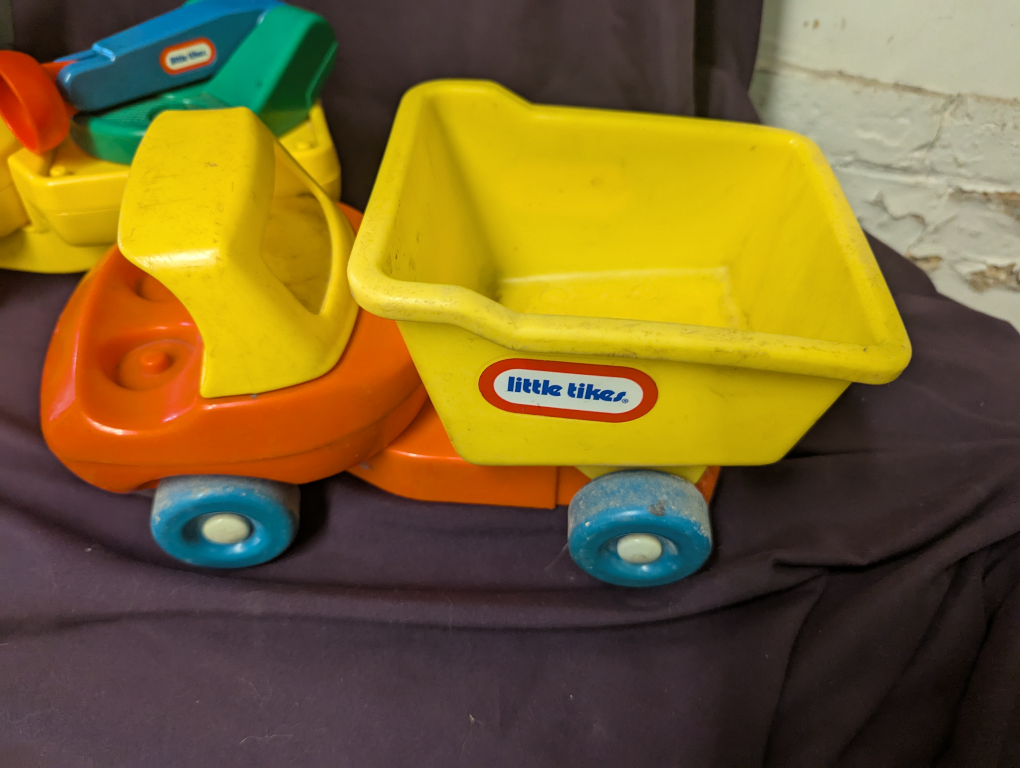 Little Tikes Vintage Truck Set - photo 2
