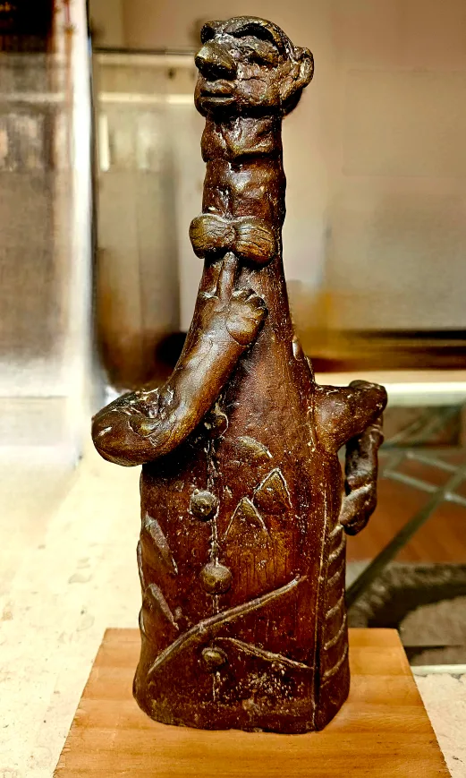 Intriguing handmade bronze sculpture ✨️ image indicator(3)