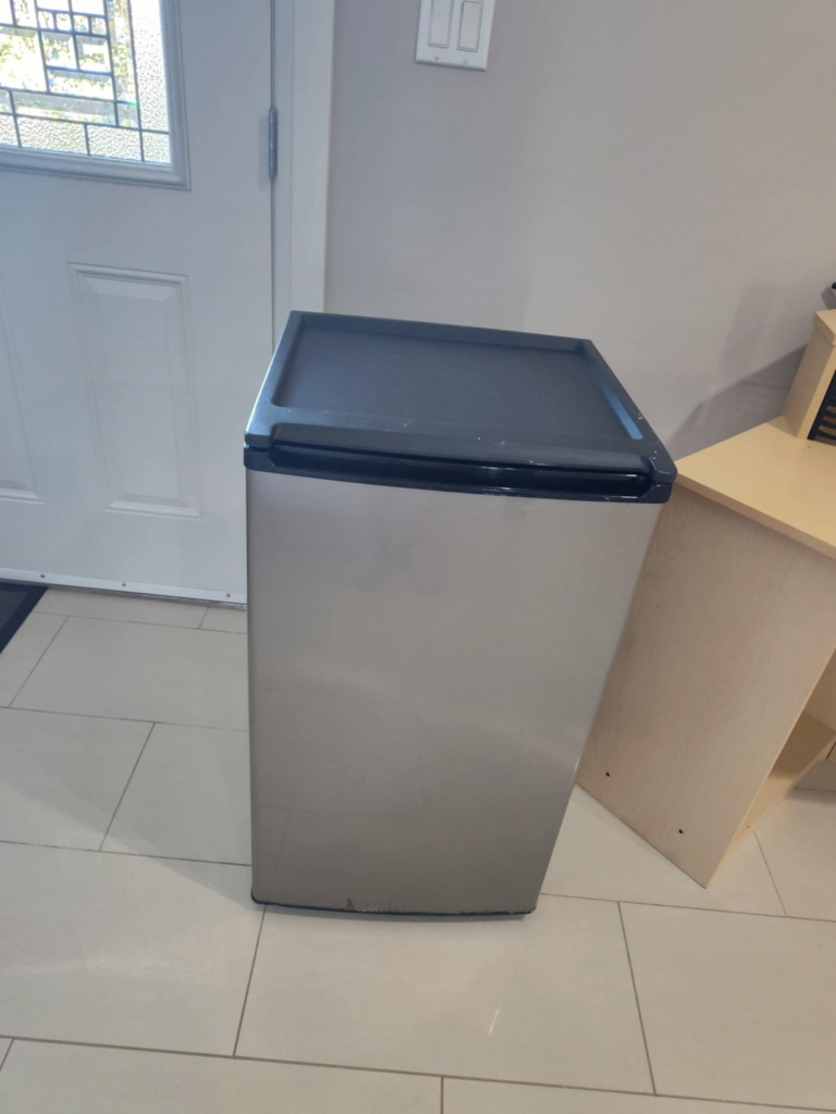 Mini Fridge - photo 3