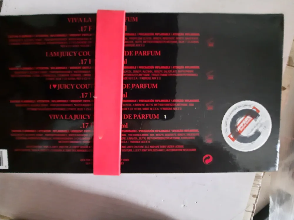 Juicy Couture Perfume Set (4 x 5ml) image indicator(7)