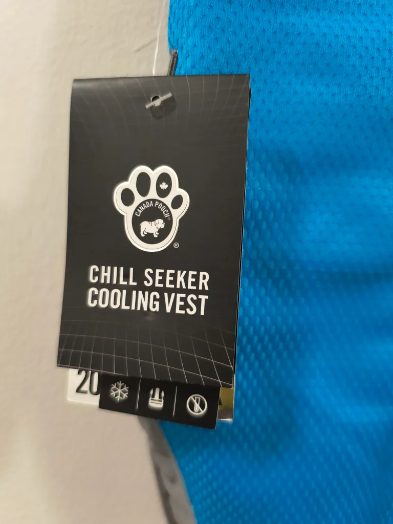 Canada Pooch Chill Seeker Cooling Vest Size 20 image indicator(2)