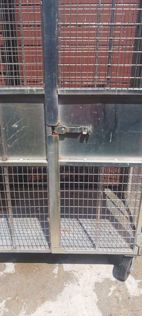 Metal Wire Cage with Wheels - photo 2