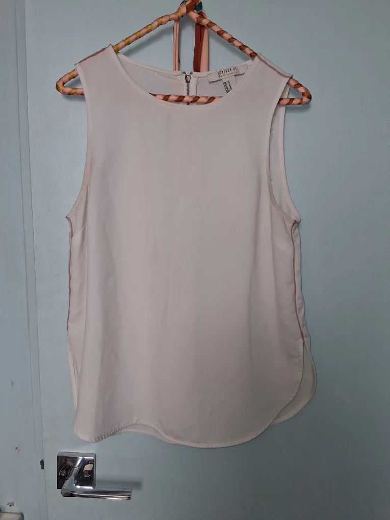Forever 21 Contemporary Tank Top - Size M thumbnail