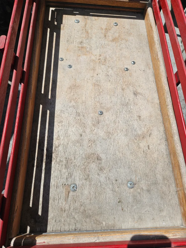 Wagon WITH SNOW COVER & SLED ATTACHMENTS image indicator(3)