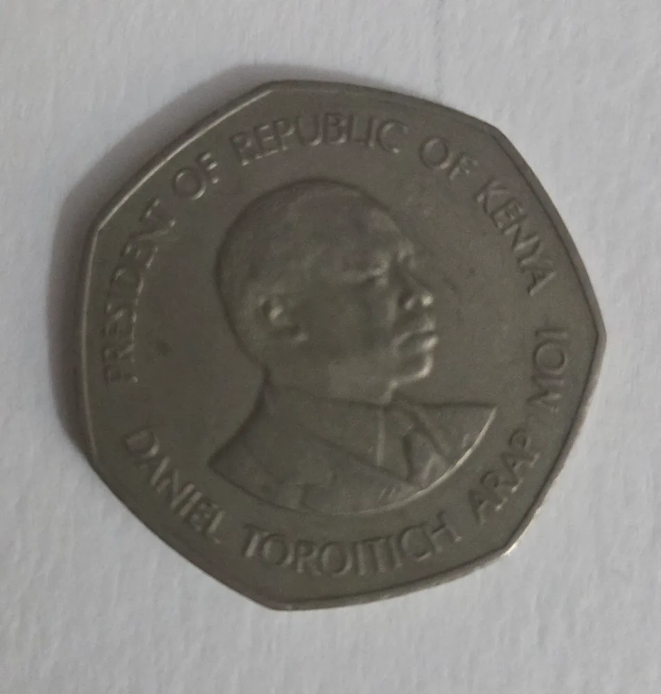 1980's Kenyan Shillings Coins image indicator(2)