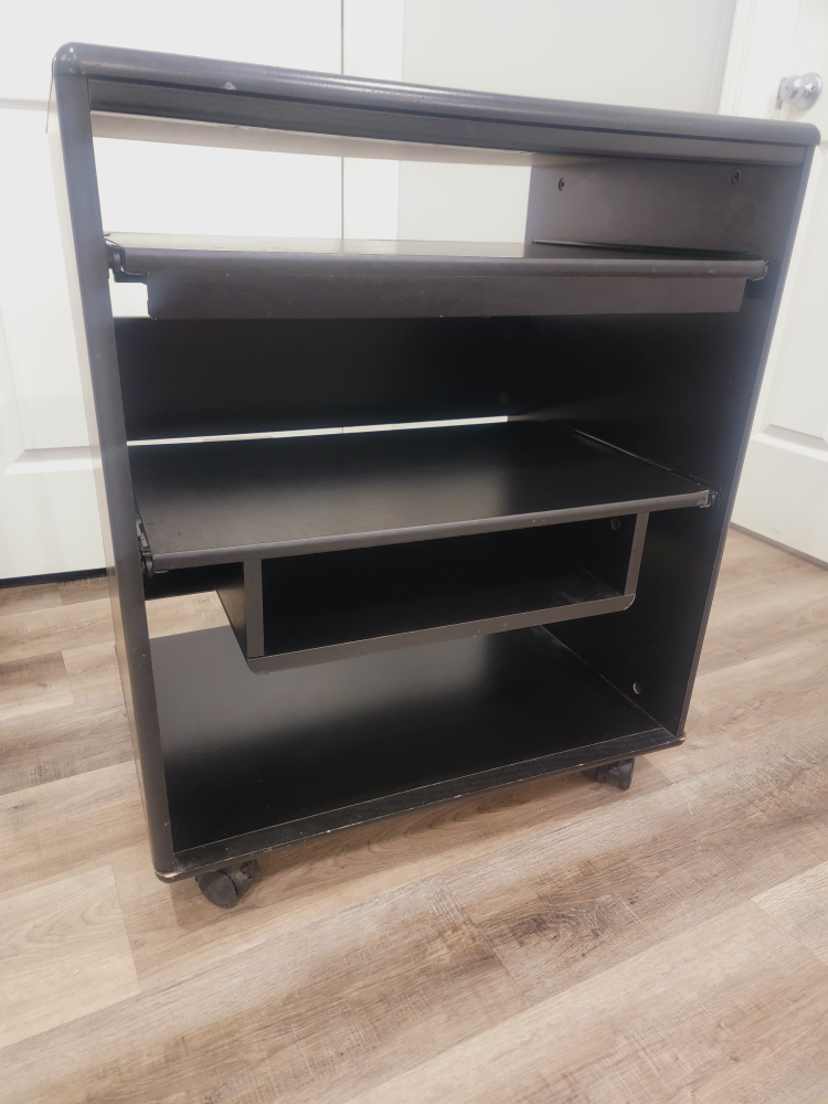 free TV stand - photo 4