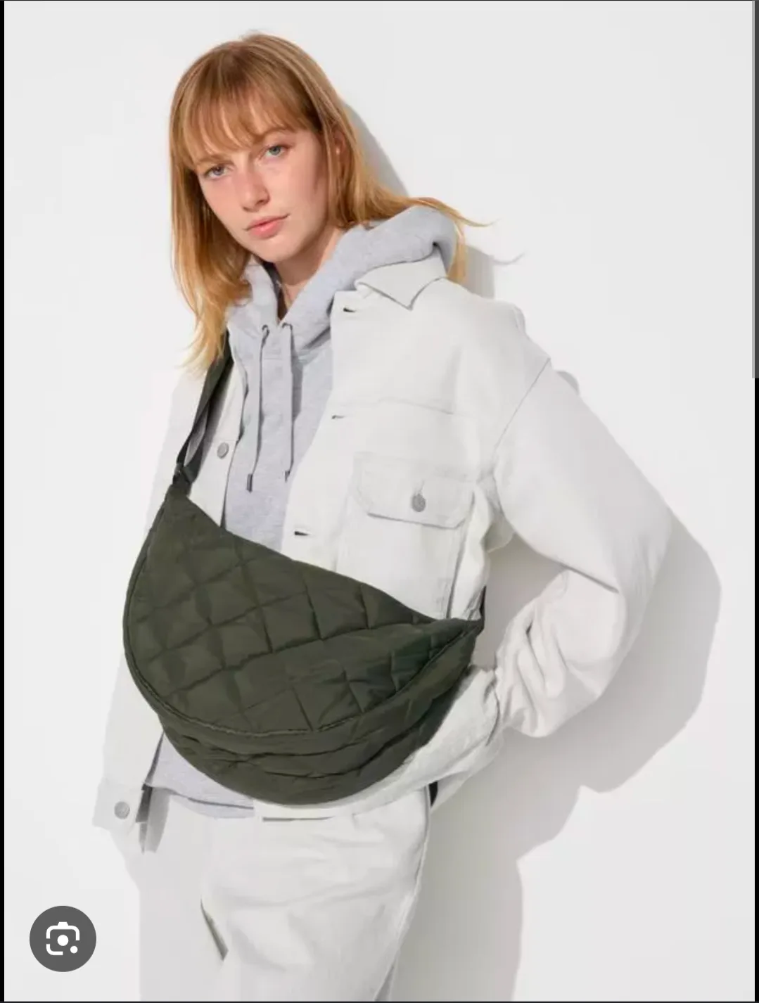 Uniqlo Quilted Black Shoulder Bag thumbnail