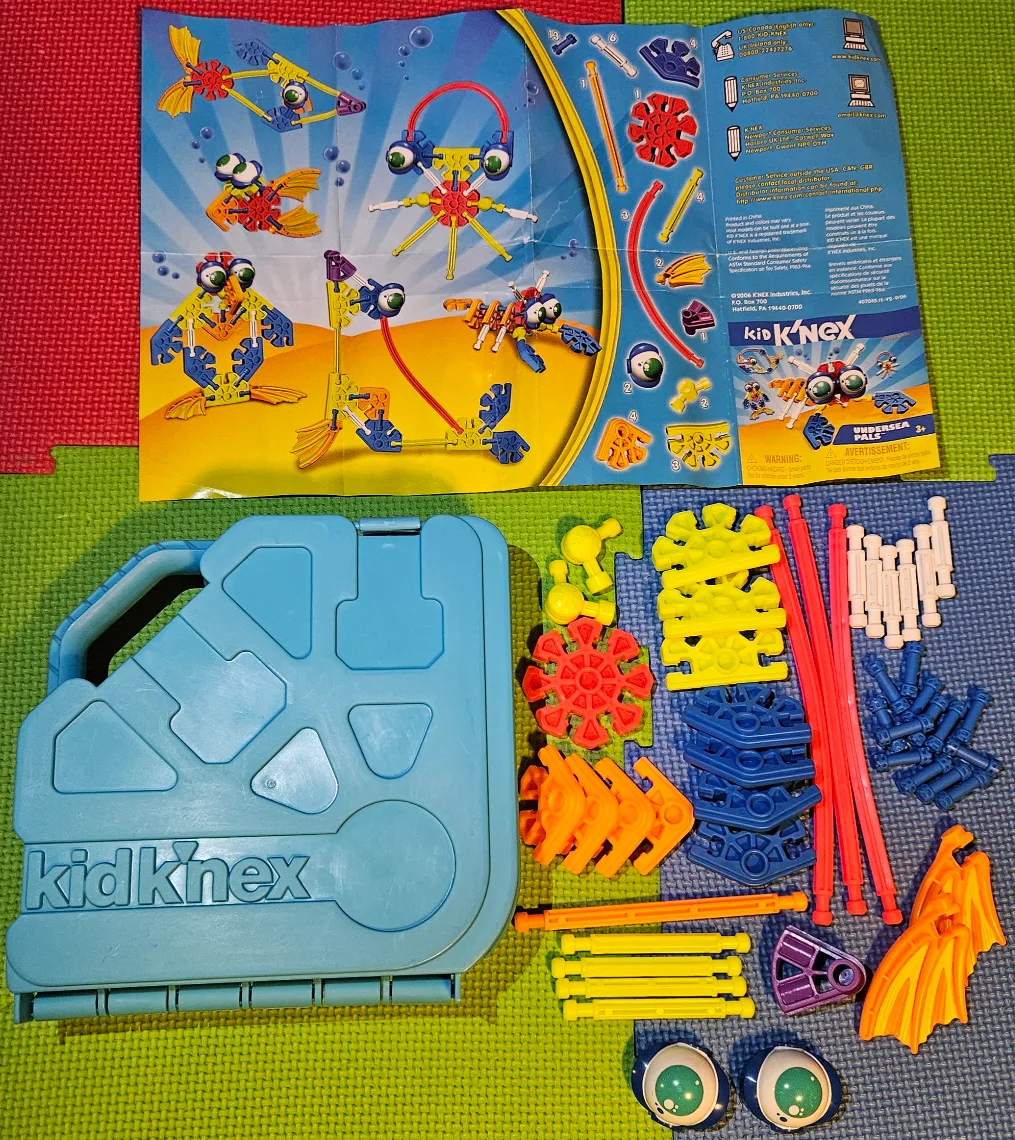 Kid K'Nex Building Set with Case thumbnail