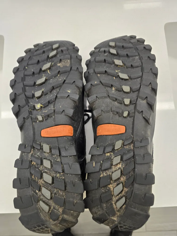Timberland Black Leather Hiking ShoesP thumbnail