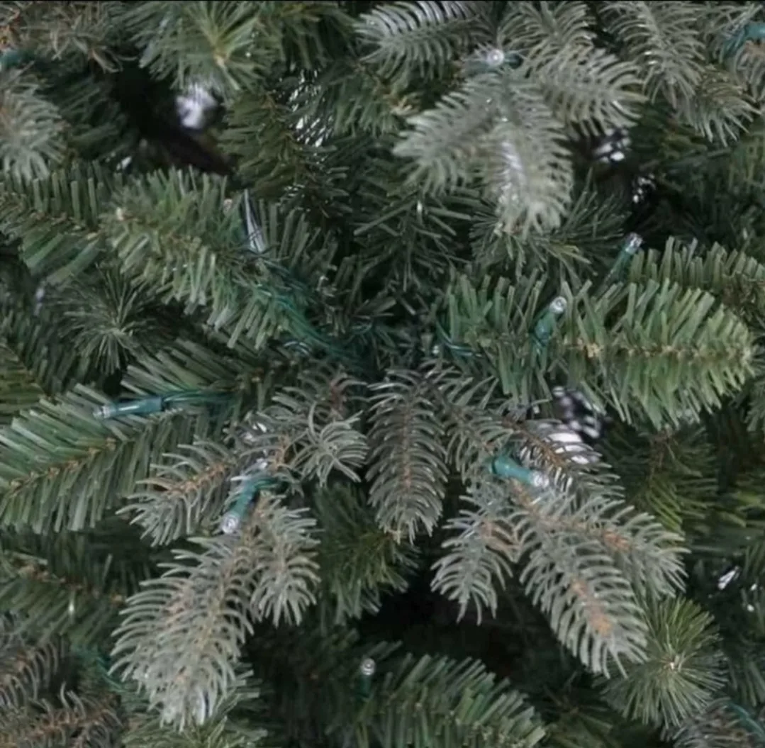 7ft Realistic Christmas Tree image indicator(7)