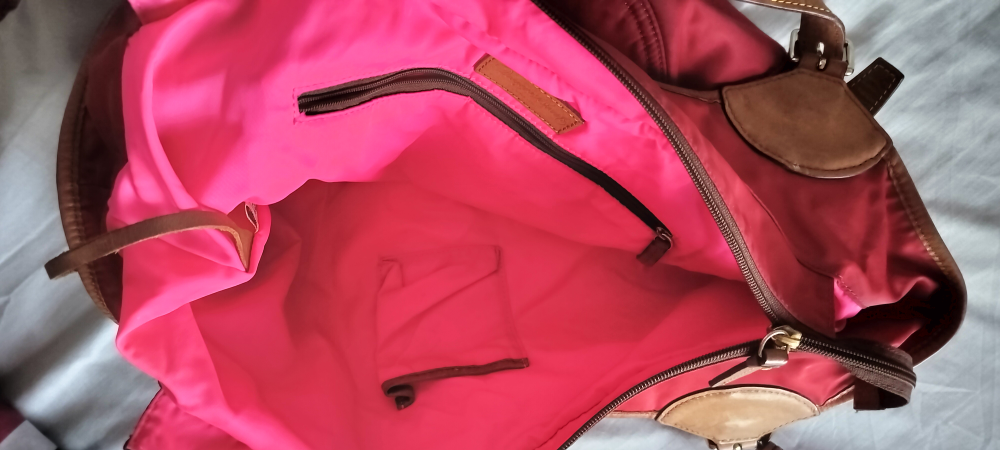 Dooney & Bourke Red Nylon Hobo Bag - photo 3