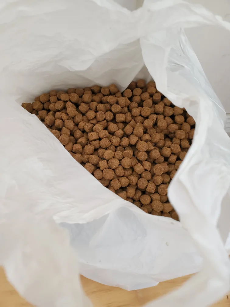Bag of Pet Food thumbnail