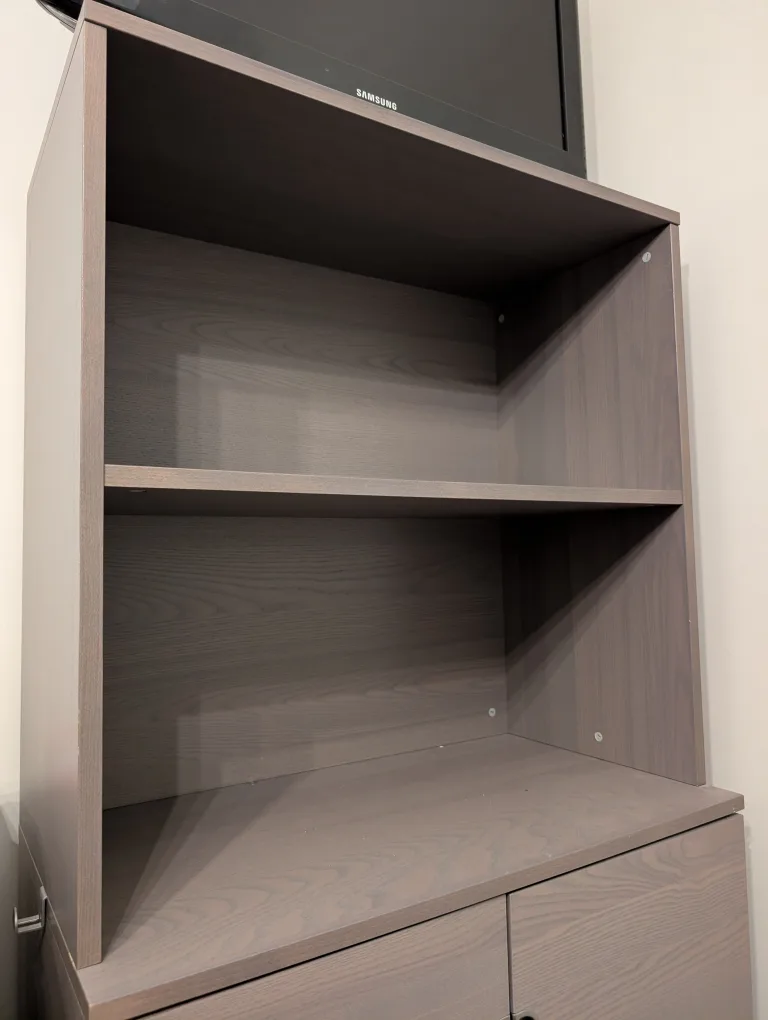 Desk and Hutch image indicator(4)