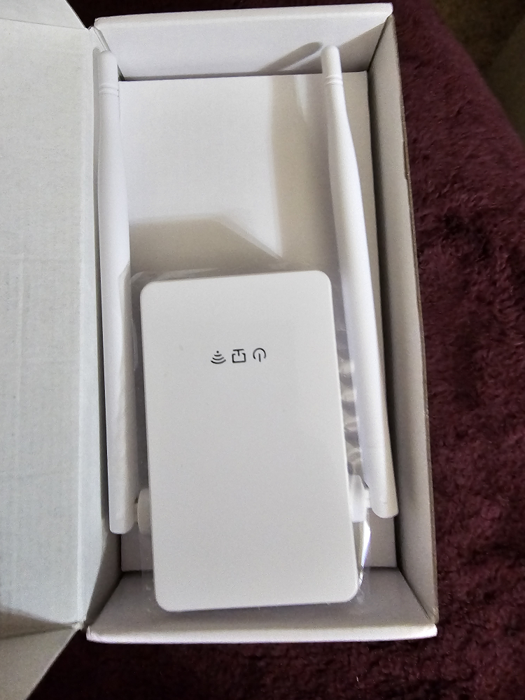 Techfacture 300Mbps WiFi Extender WFR-N300 - New - photo 3