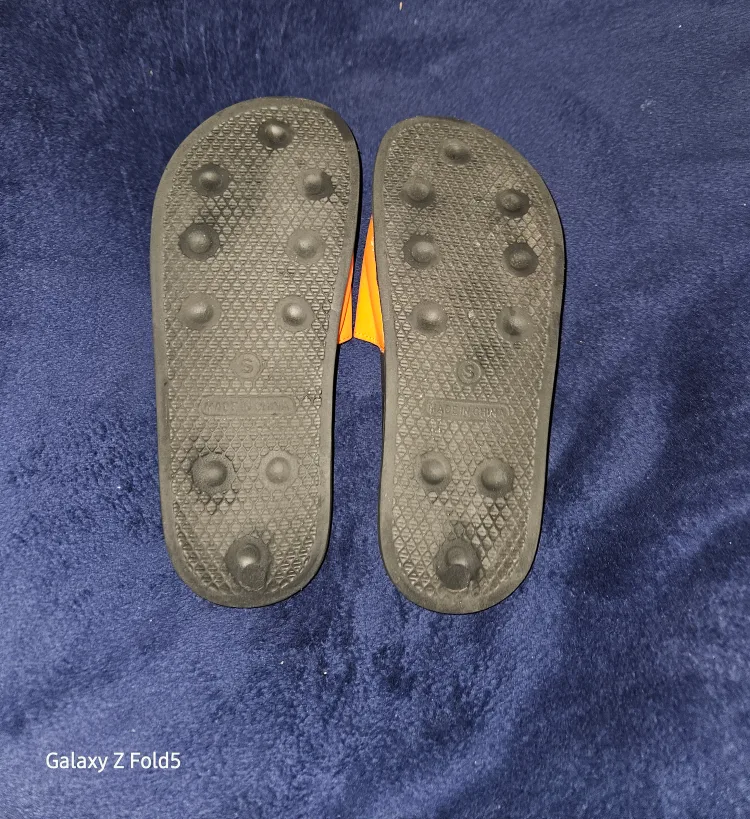 Dragon Ball Z Orange Slides Size S image indicator(2)