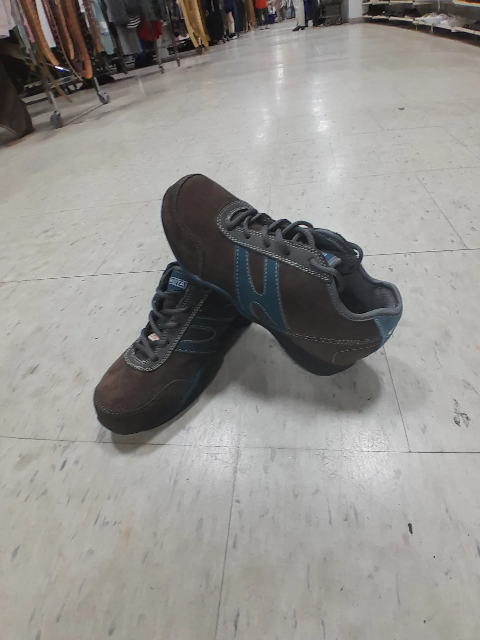 Dakota Safety Shoes Size 7 thumbnail