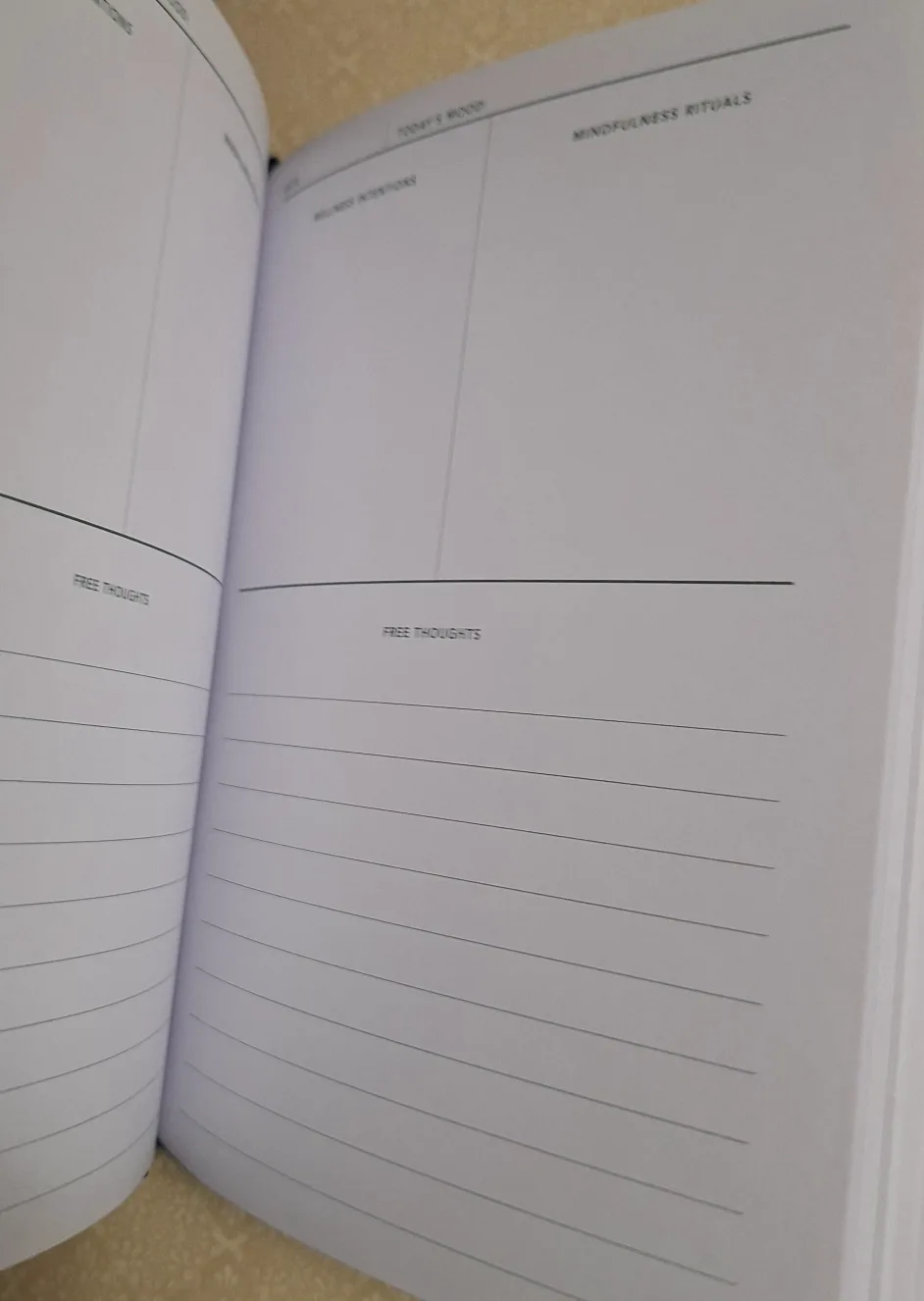 Set of 4 guided journals image indicator(9)