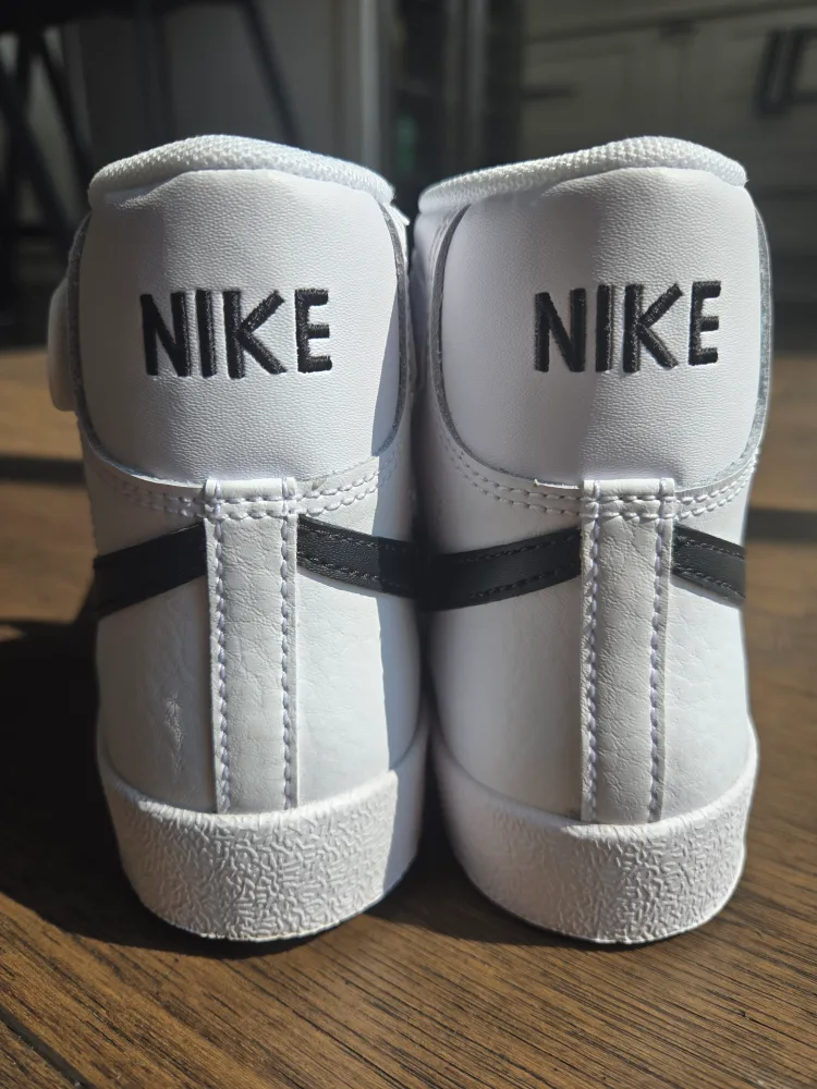 Kids Nike Blazer Mid '77 High-Top Sneakers image indicator(4)