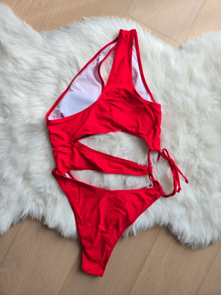 Red One-Shoulder Cutout Swimsuit image indicator(3)