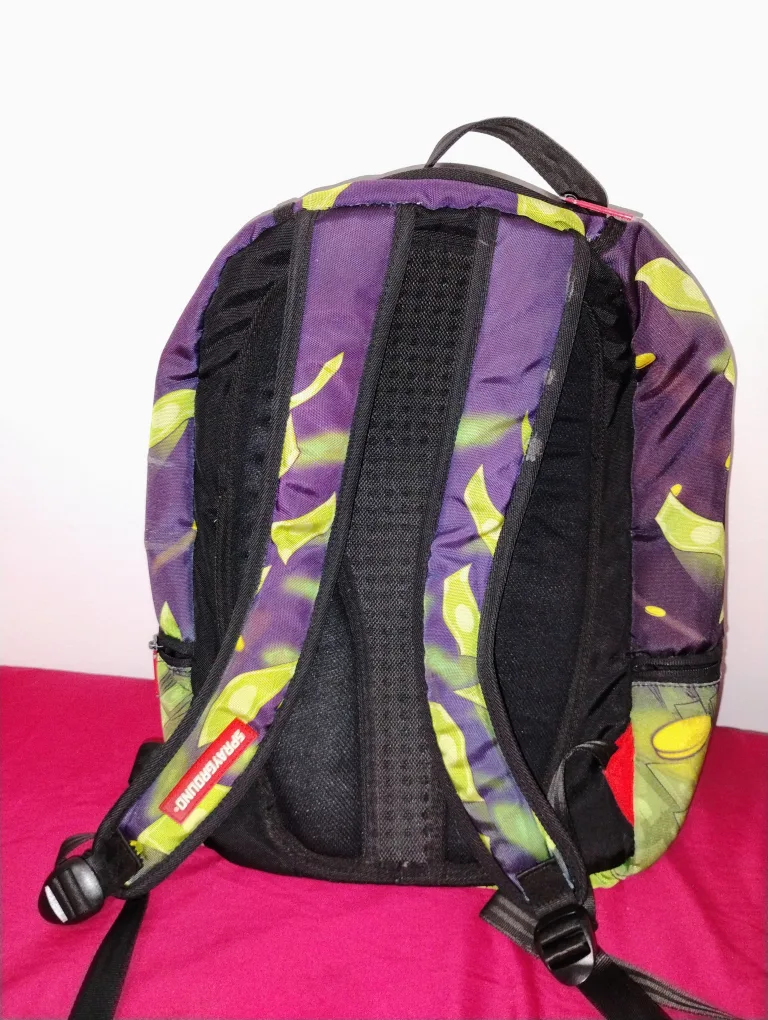 special today 😁   a Sprayground Backpack image indicator(3)