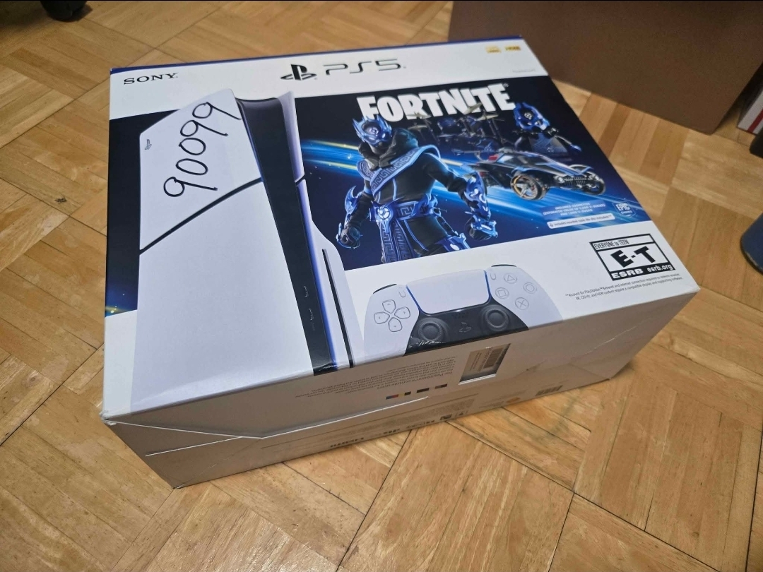 Sony PlayStation 5 (PS5) Fortnite Bundle - photo 3