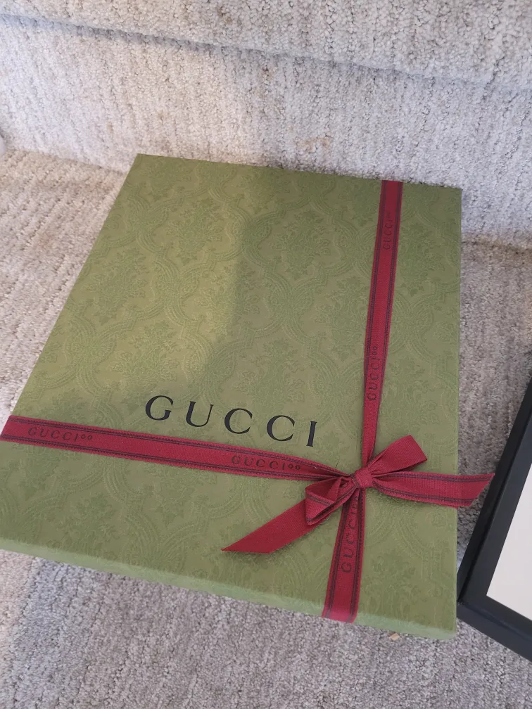 Luxury Gucci Gift Boxes -Empty image indicator(2)