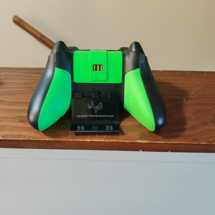 Xbox 20th Anniversary Controller + Razer Charging Stand - photo 4