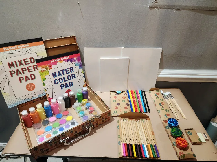 Kid Made Modern Art Set with Case thumbnail