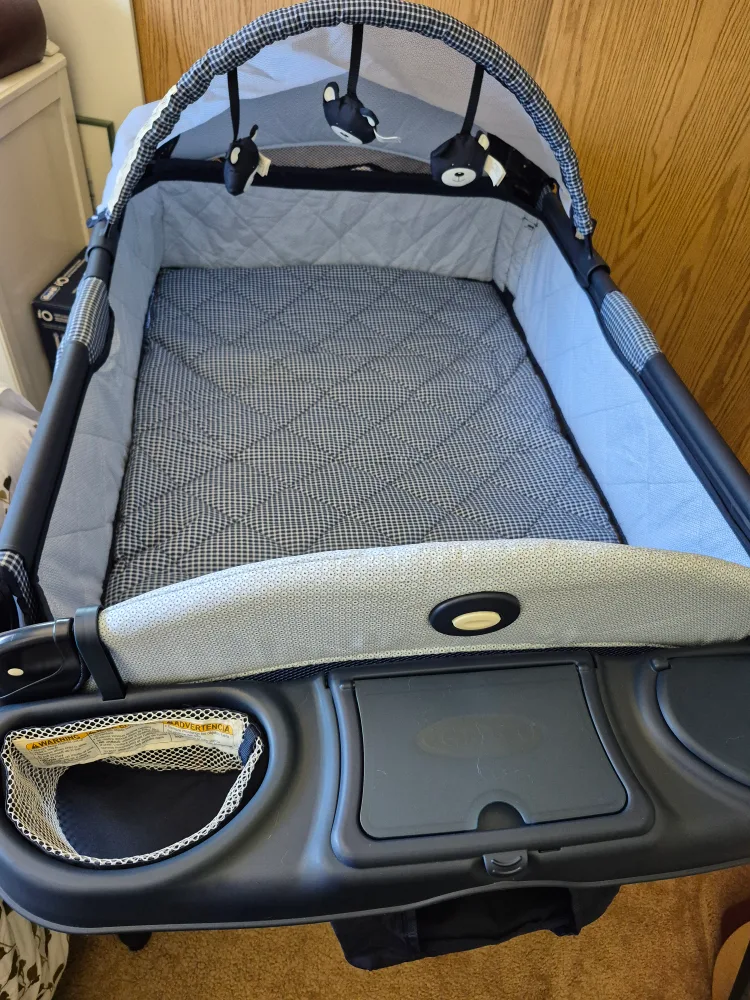 Graco Pack 'n Play Playard image indicator(5)