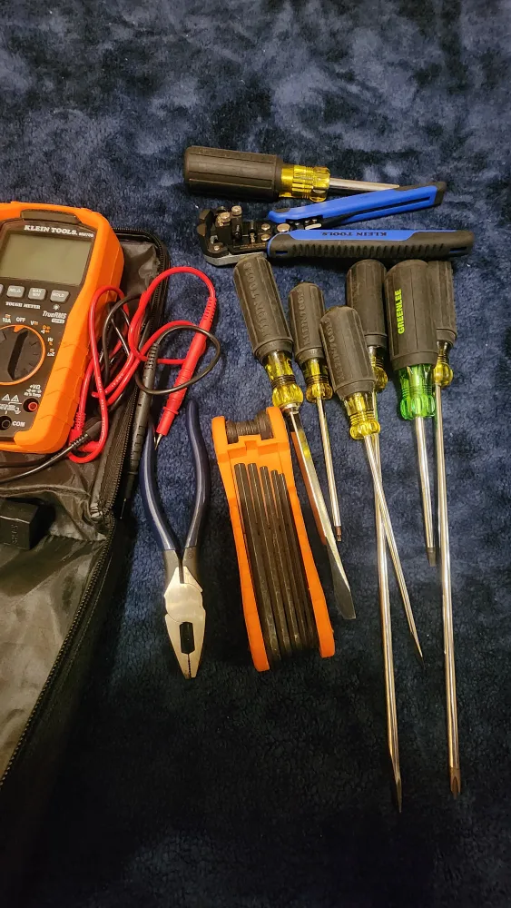 Klein Tools Multimeter, Greenlee Screwdrivers & More image indicator(2)
