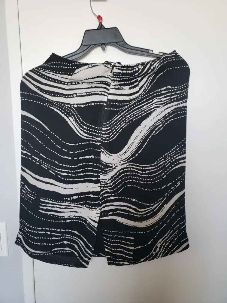 Silk Skirt - Size 8 image indicator(2)