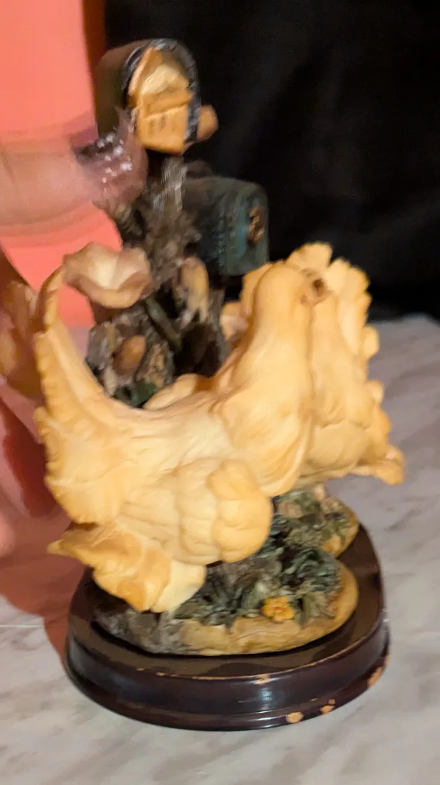 Louis Dione Figurine: Birds by Mailbox image indicator(3)