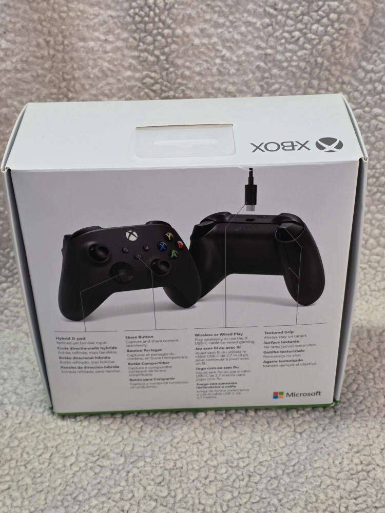 Series X|S Wireless Controller (Black) - photo 4