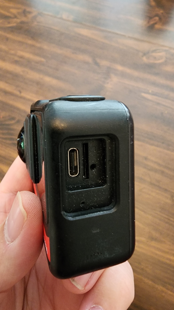 Insta360 ONE RS 360 Action Camera - photo 2