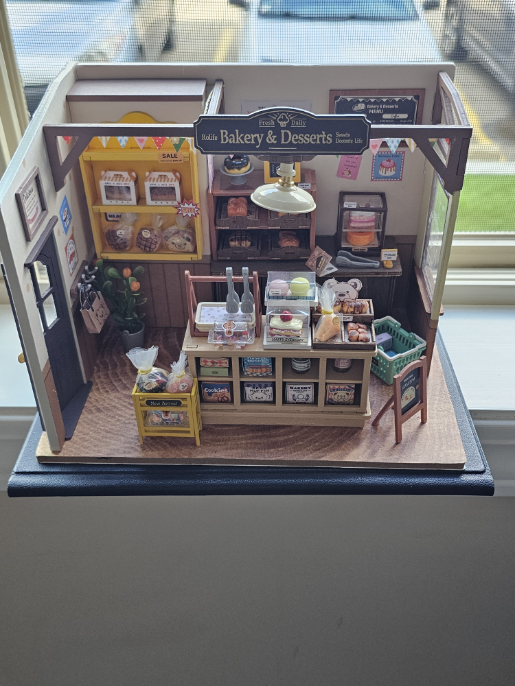 Rolife Bakery & Desserts DIY Miniature House