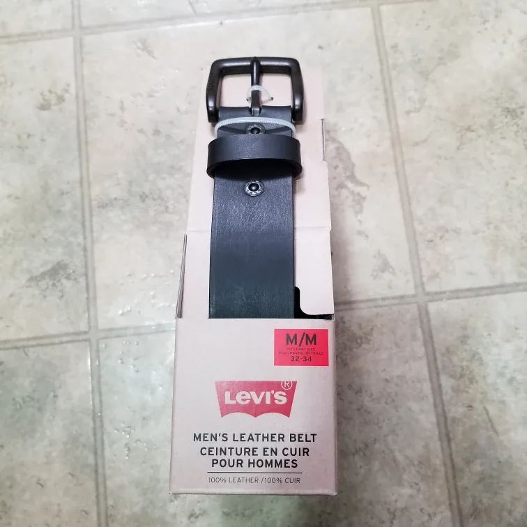 Levi's Men's Leather Belt - Size M/M (32-34) thumbnail
