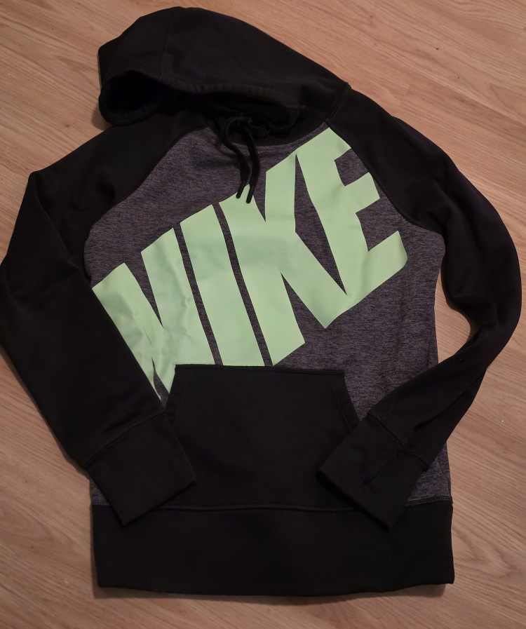 Nike Therma-Fit Hoodie - Size S