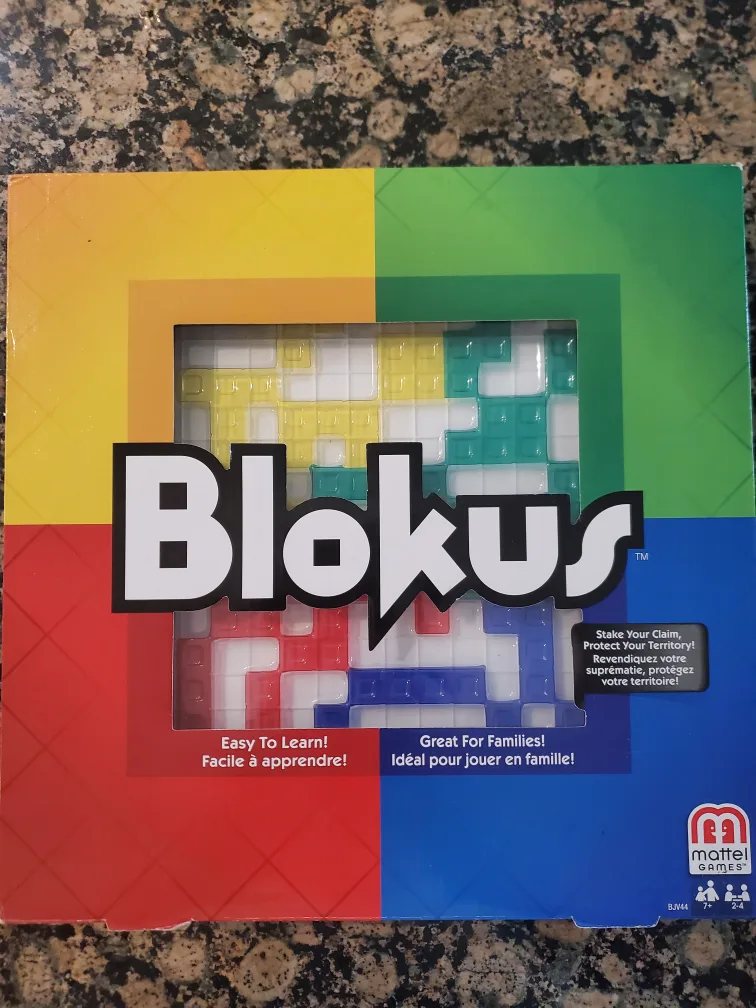 Blokus Board Game - Great for Families! thumbnail