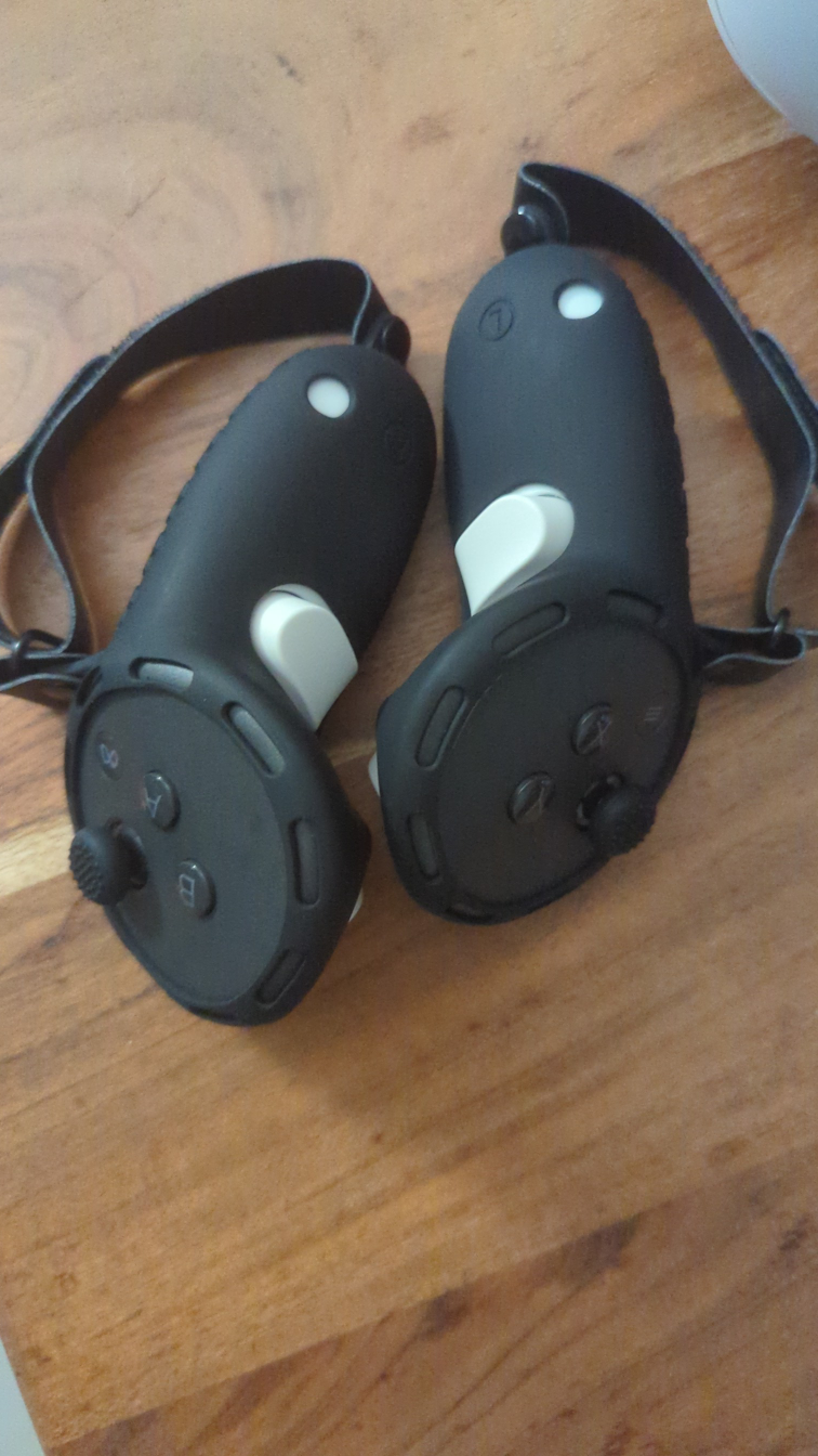 Meta Quest 3 512gb VR Headset - with all brand new accessories. - photo 3