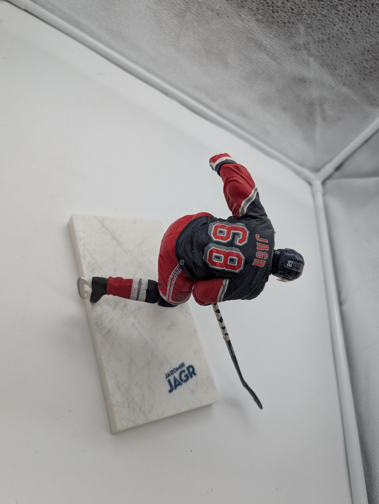Jaromir Jagr Hockey Figurine - photo 4